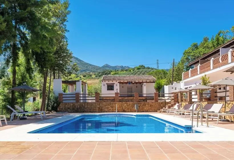 Hotelli Málaga Sierra de Las Nieves by Real Spain
