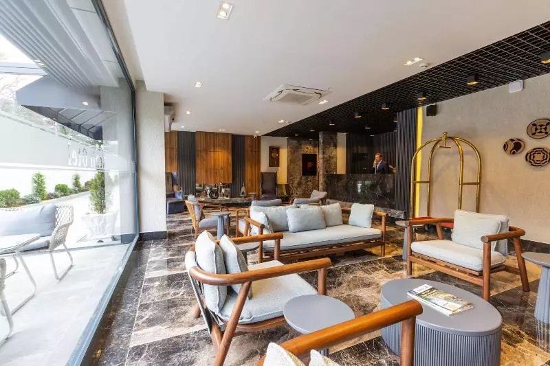 Nehir Otel Trabzon