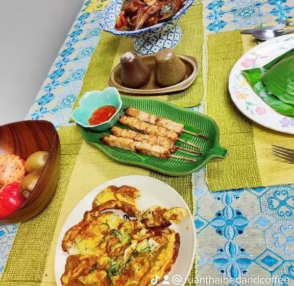 تختخواب و صبحانه Ruan Thai Bed And Coffee