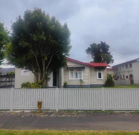 민박 Ruan Thai Bed And Coffee