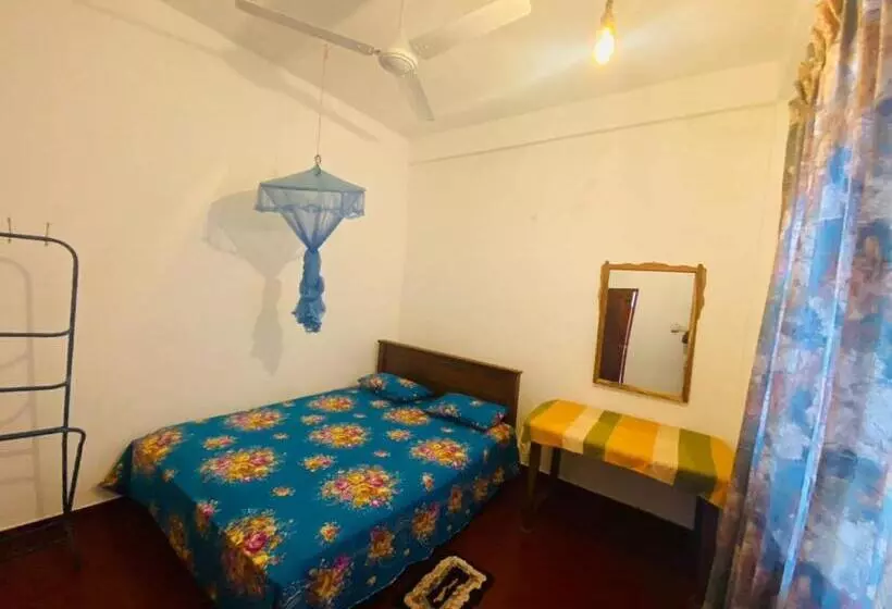 Hamba Hostel For Safari