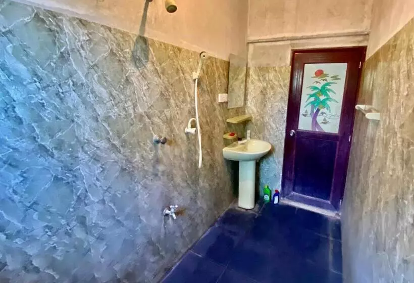 Hamba Hostel For Safari