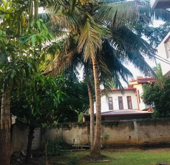 Hamba Hostel For Safari