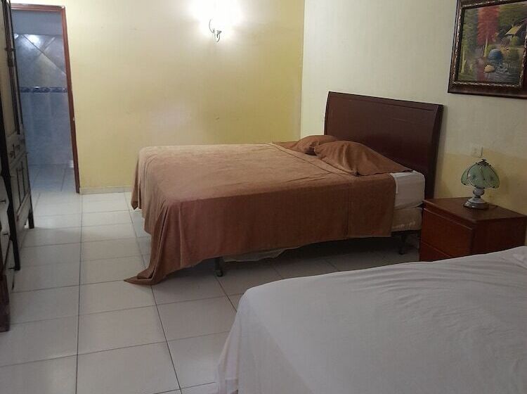 هتل Club Tropical De Los Santos