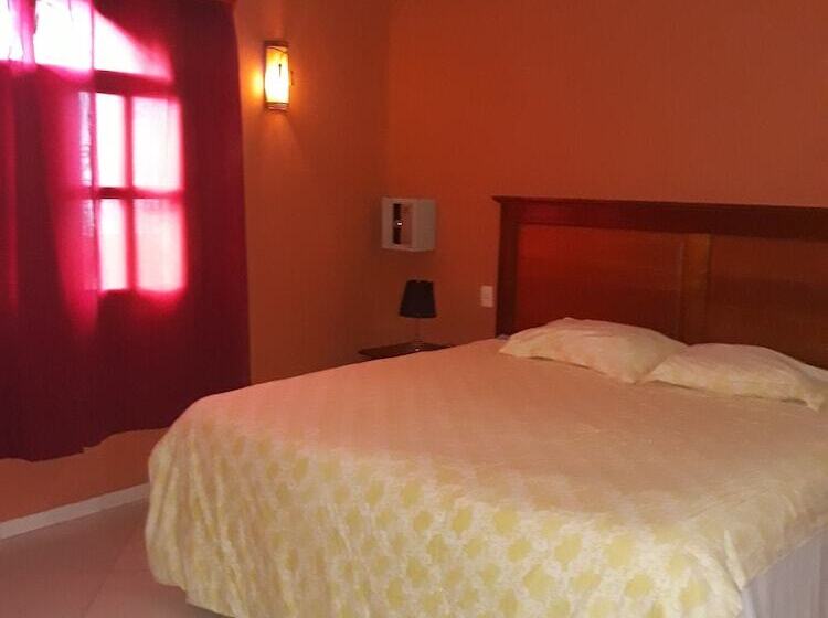 هتل Club Tropical De Los Santos