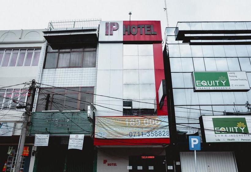 فندق Reddoorz Plus Near Palembang Indah Mall