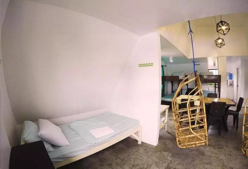 Jmp Hostel