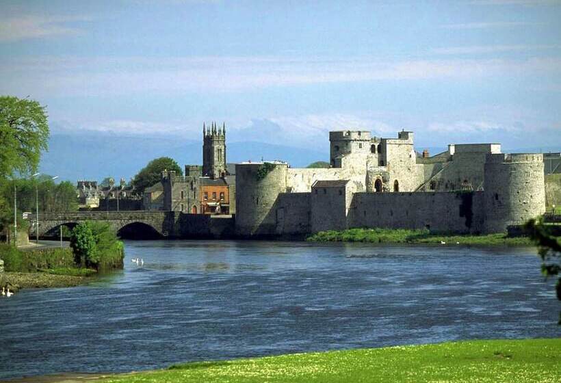 호텔 The Quigley Residence