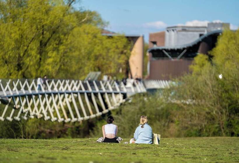 호텔 The Quigley Residence