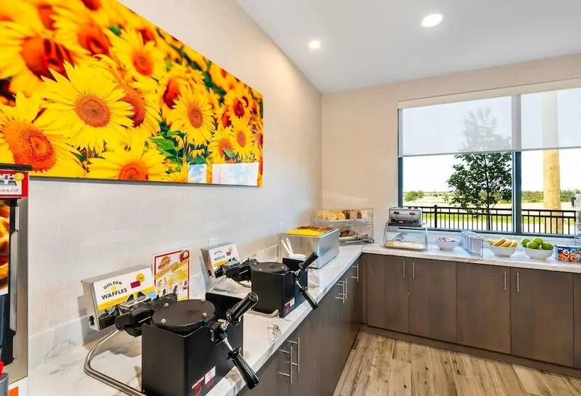 ホテル Comfort Inn & Suites Bradford
