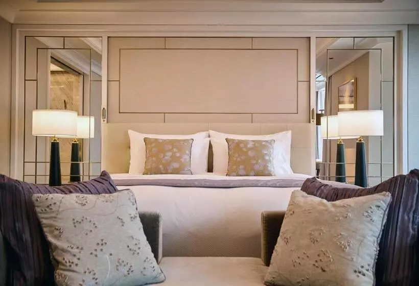 Lotte Hotel Seoul Executive Tower