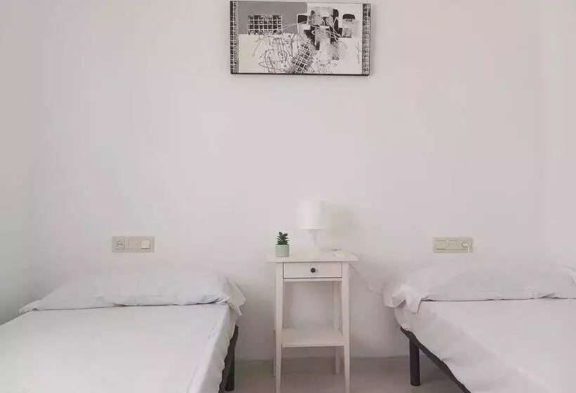 Apartamentos Yolimar Oropesa 3000