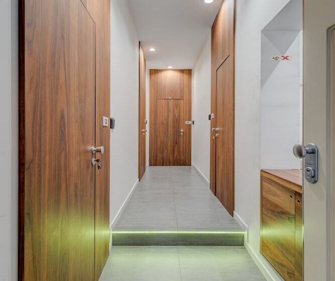 住宿加早餐  Starlight Luxury Suites