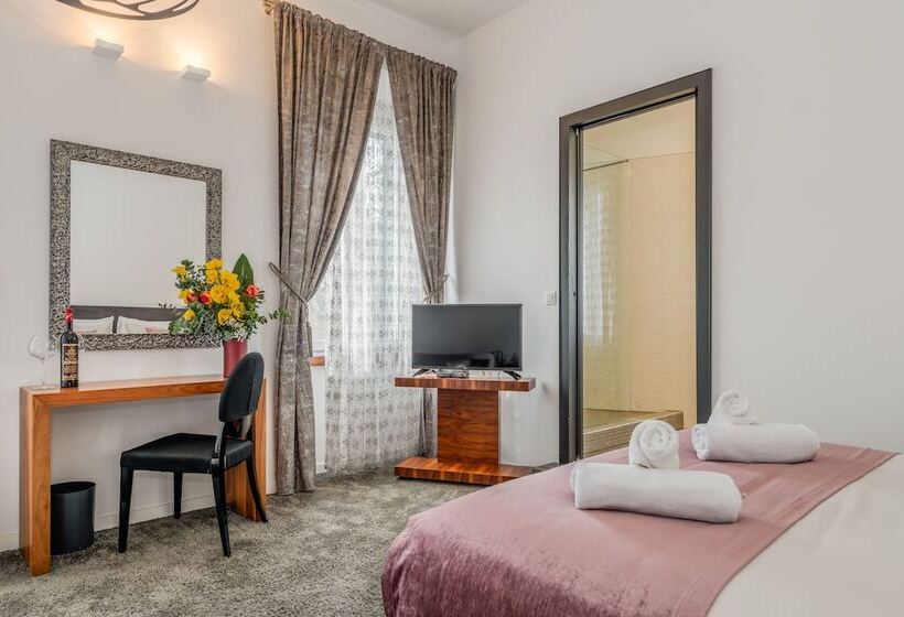 住宿加早餐  Starlight Luxury Suites