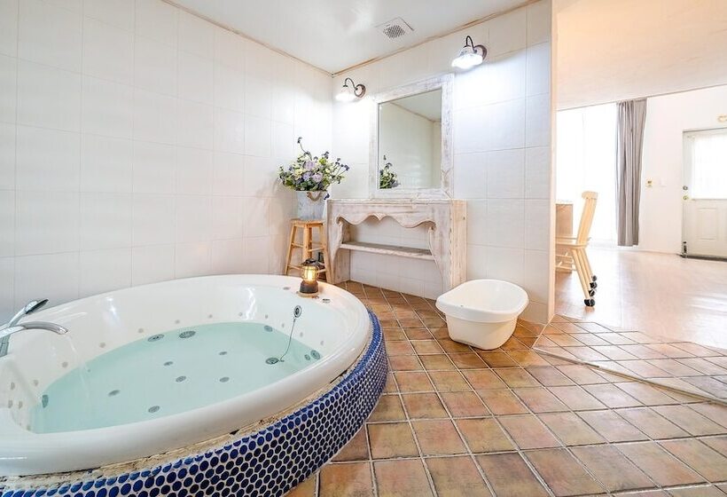 Ganghwa Imspa Pension