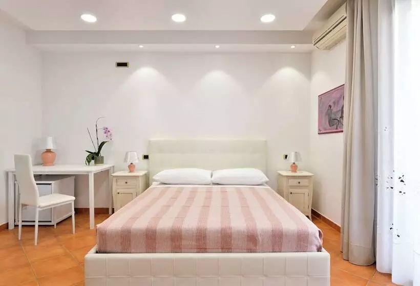 Majatalo Arbatax Sa Omu Bianca