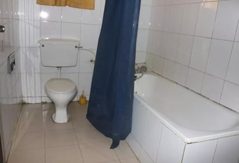 Amanda Hotels Limited