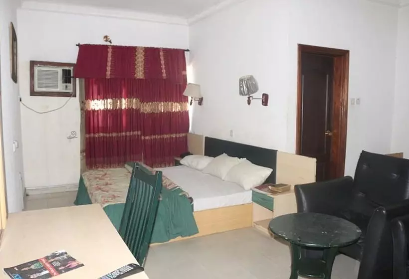 Amanda Hotels Limited