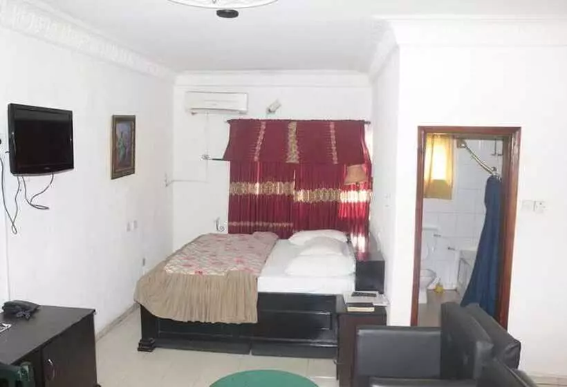 Amanda Hotels Limited