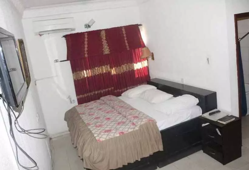 Amanda Hotels Limited