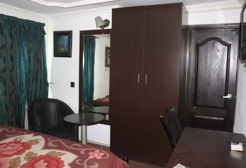 Amanda Hotels Limited