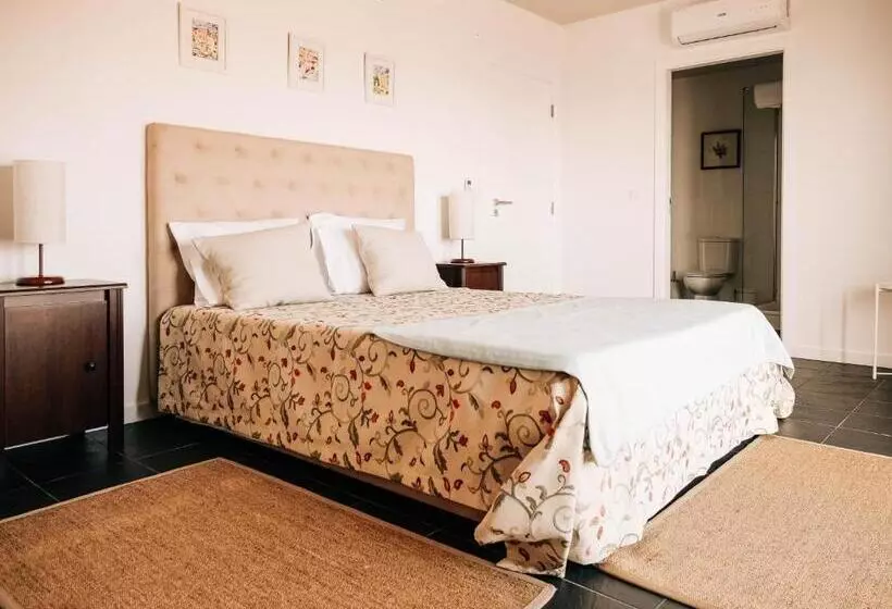 Aamiaismajoitus (B&B) Casa Das Barcas