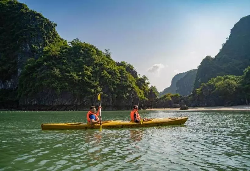 Hoang Phuc Hotel Cat Ba