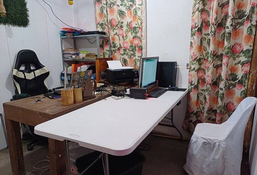 مسافرخانه Isla Linaw Siargao