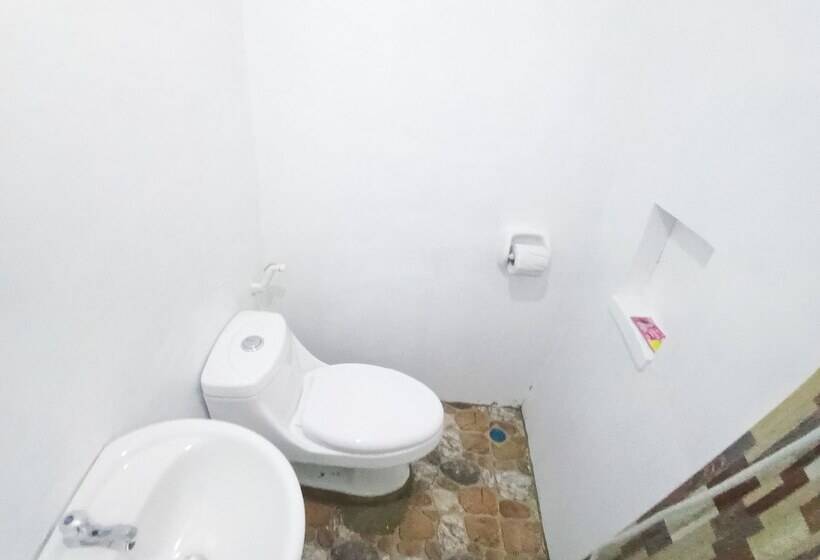 مسافرخانه Isla Linaw Siargao