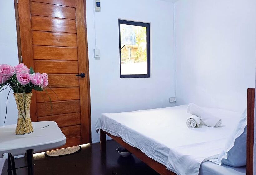 مسافرخانه Isla Linaw Siargao
