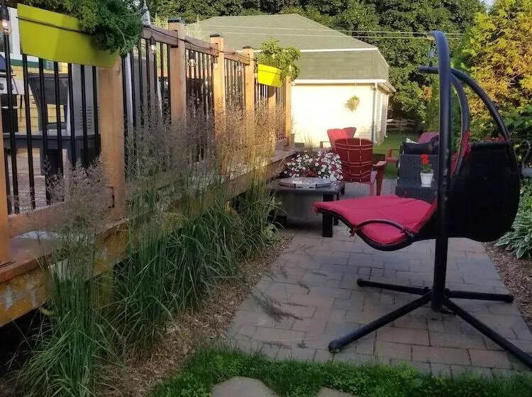 Retkeilymaja Gîte B&b   Aubergélit Inc