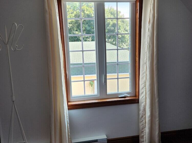 Общежитие Gîte B&b Aubergélit Inc