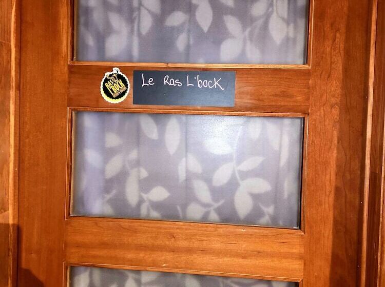 Общежитие Gîte B&b Aubergélit Inc