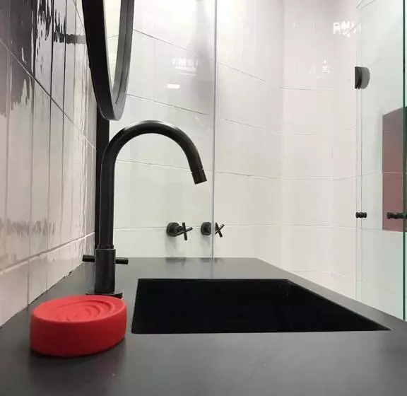 Artsy Vitoria Hostel