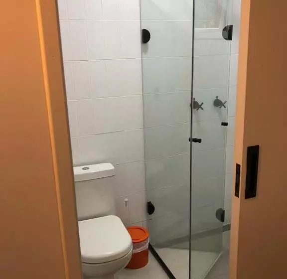 Artsy Vitoria Hostel