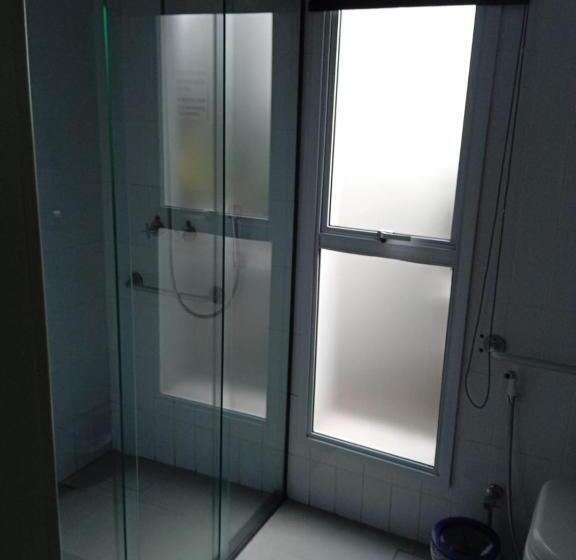 Artsy Vitoria Hostel