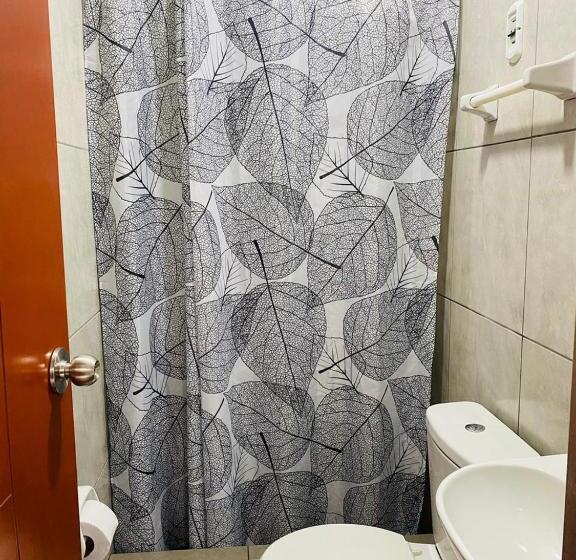 تختخواب و صبحانه Sunset Hostel Airport