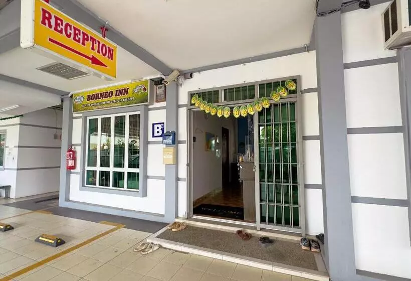 هتل Borneo Inn