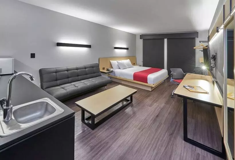 ホテル City Express By Marriott Comitán