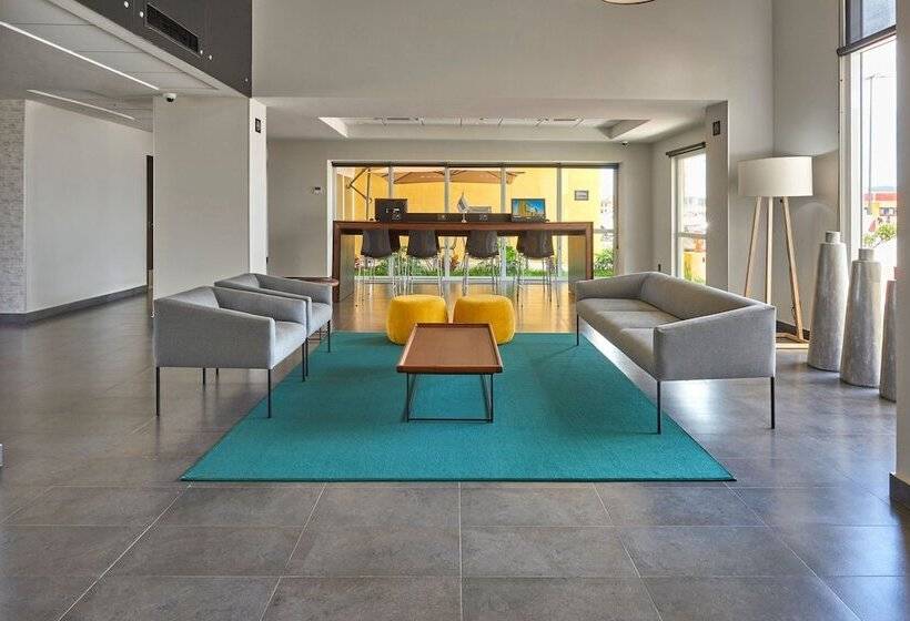 فندق City Express By Marriott Comitán