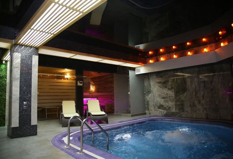 ホテル Dilimah Premium Luxury