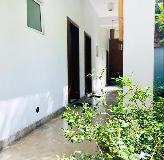 هتل Grand Rockland