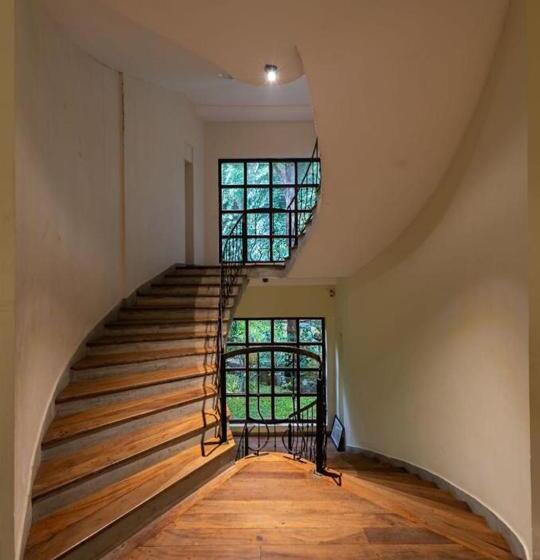 هتل Grand Rockland