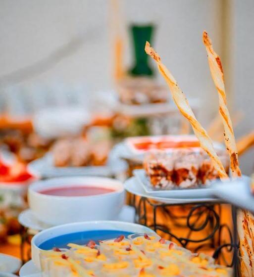 هتل Grand Rockland