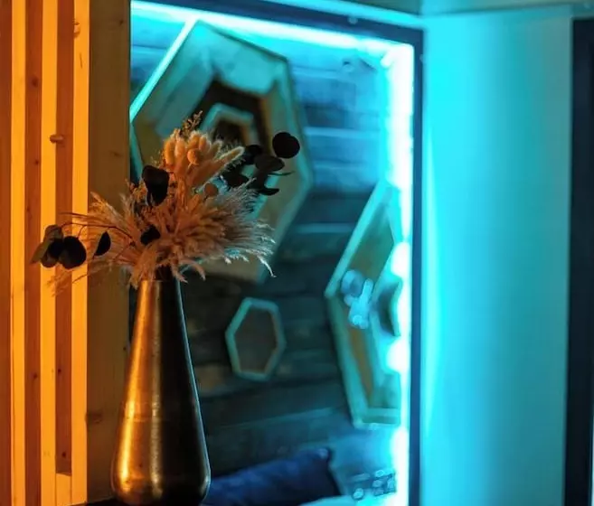 ペンション Central London Hub