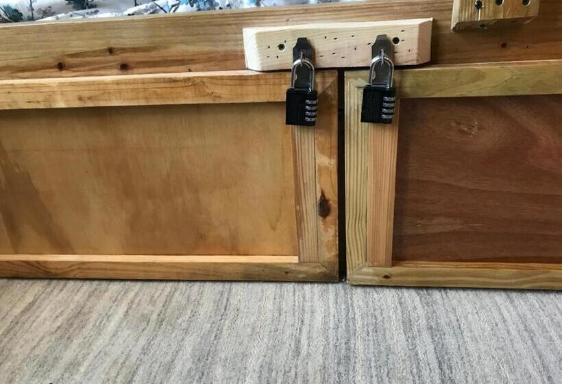 هاستل Hillcrest