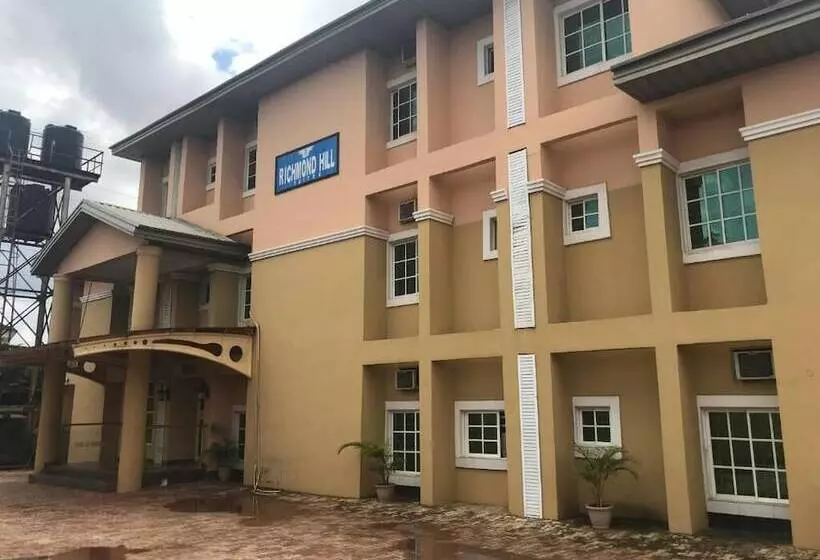 تختخواب و صبحانه Richmond Hills Suites