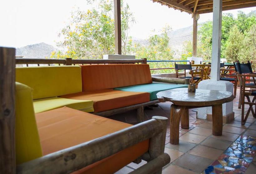 Divanga Hostel And Diving