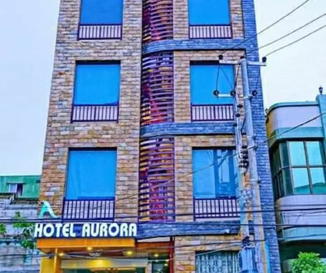 هتل Aurora