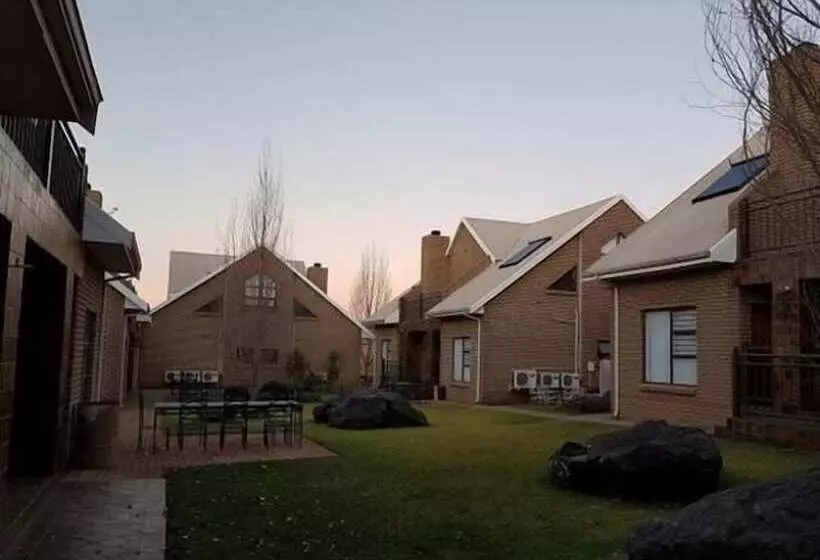 ホテル Eldorado Lodge Cc